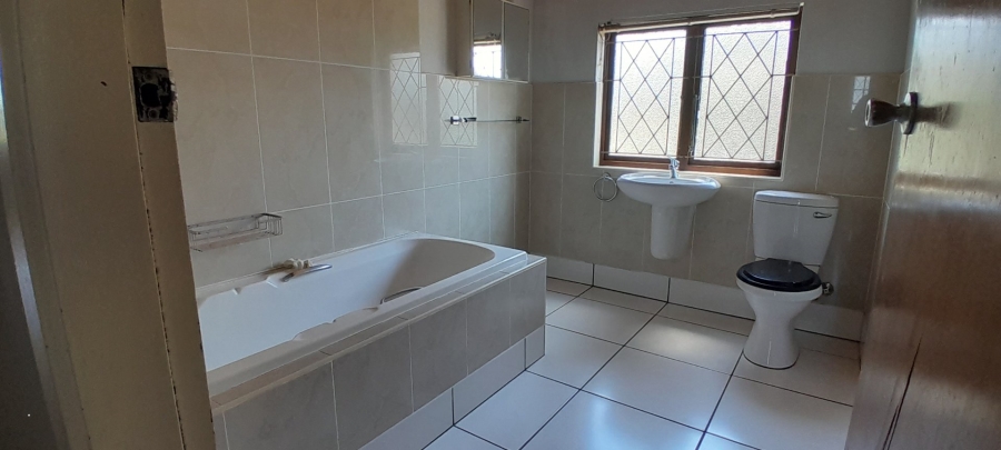 5 Bedroom Property for Sale in Ramsgate KwaZulu-Natal
