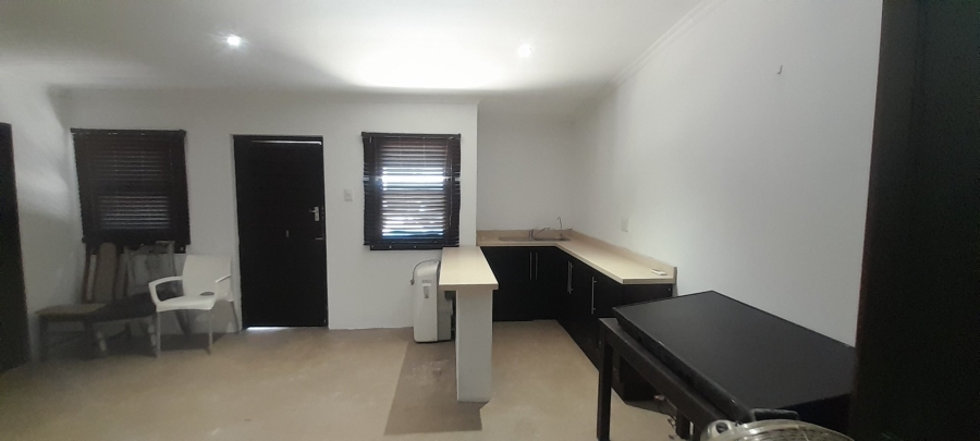 3 Bedroom Property for Sale in Essenwood KwaZulu-Natal