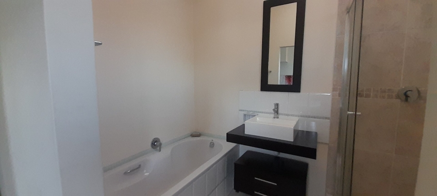 3 Bedroom Property for Sale in Essenwood KwaZulu-Natal