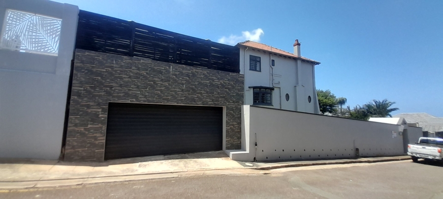 3 Bedroom Property for Sale in Essenwood KwaZulu-Natal