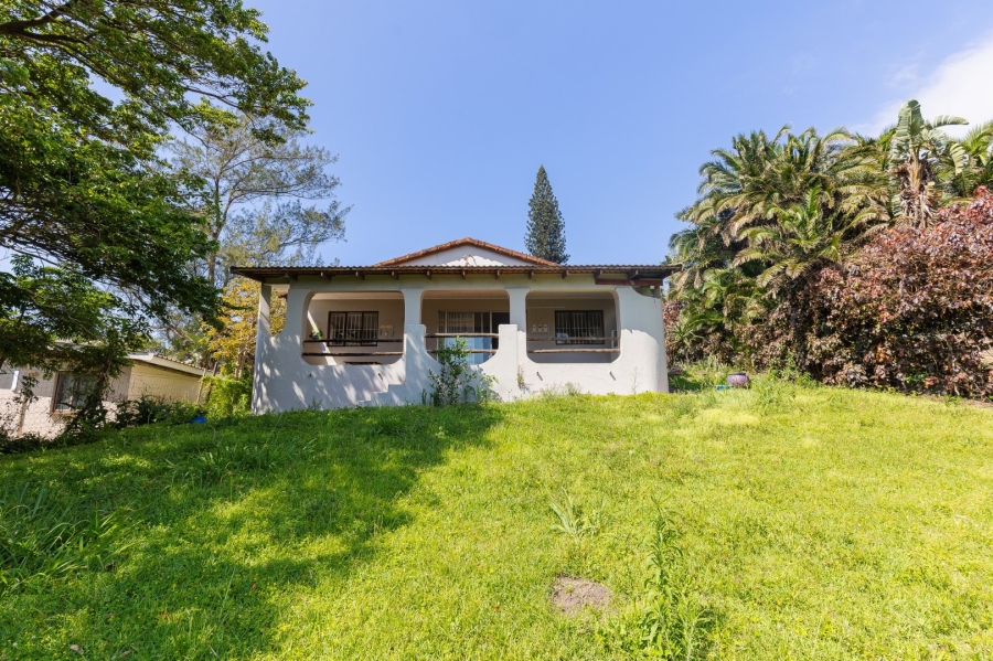 5 Bedroom Property for Sale in Pumula KwaZulu-Natal