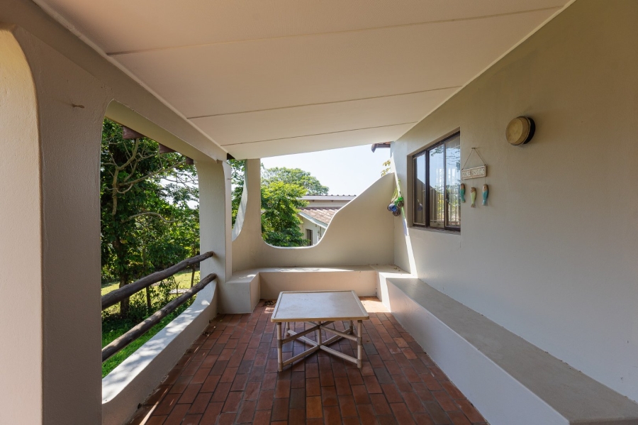 5 Bedroom Property for Sale in Pumula KwaZulu-Natal