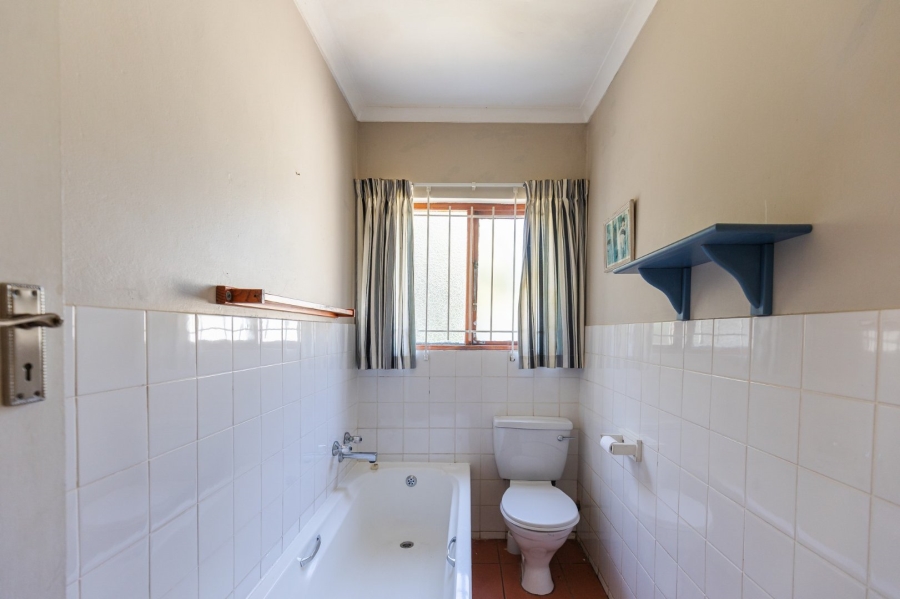 5 Bedroom Property for Sale in Pumula KwaZulu-Natal