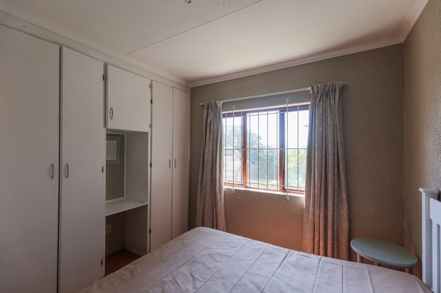 5 Bedroom Property for Sale in Pumula KwaZulu-Natal