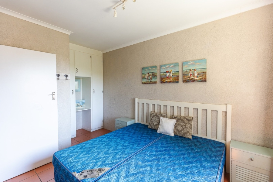 5 Bedroom Property for Sale in Pumula KwaZulu-Natal