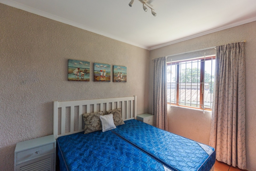 5 Bedroom Property for Sale in Pumula KwaZulu-Natal