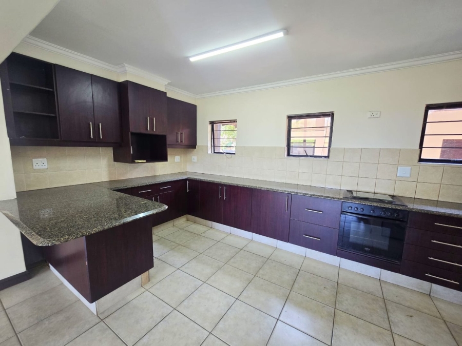 To Let 4 Bedroom Property for Rent in Seaward Estate KwaZulu-Natal
