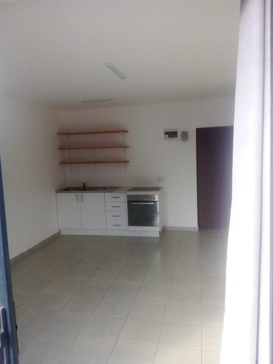 To Let 1 Bedroom Property for Rent in Athlone Park KwaZulu-Natal
