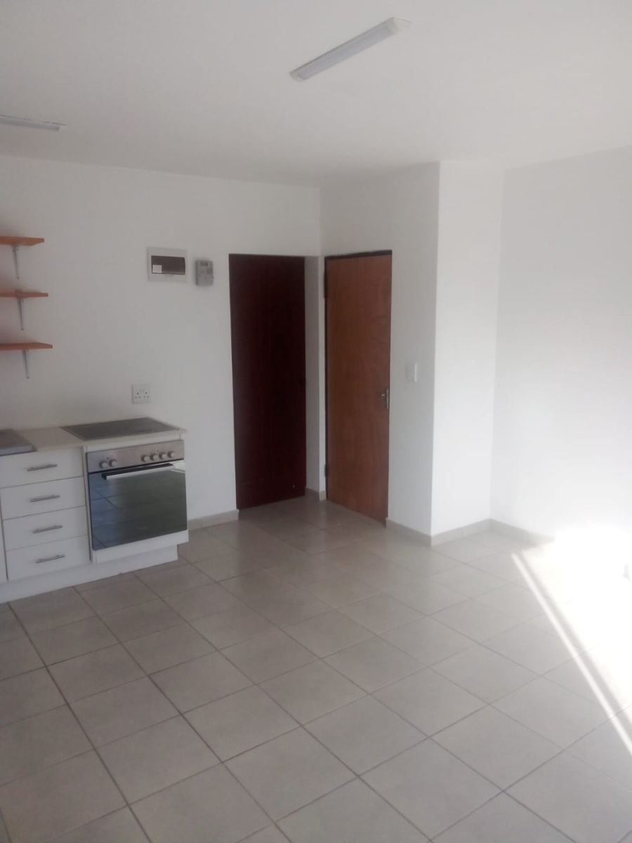 To Let 1 Bedroom Property for Rent in Athlone Park KwaZulu-Natal