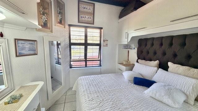 3 Bedroom Property for Sale in Uvongo KwaZulu-Natal