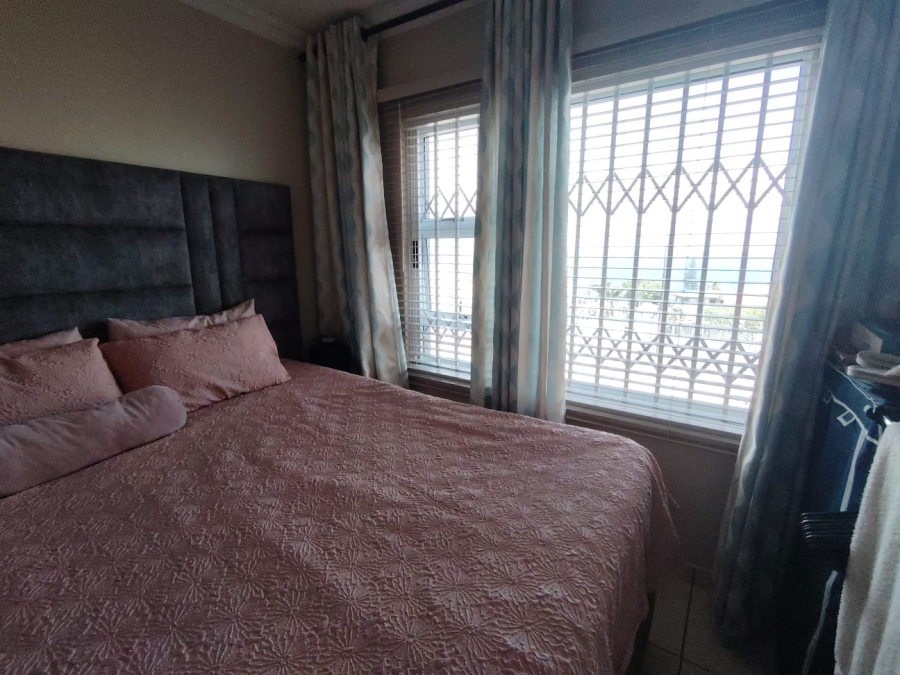 2 Bedroom Property for Sale in Uvongo KwaZulu-Natal