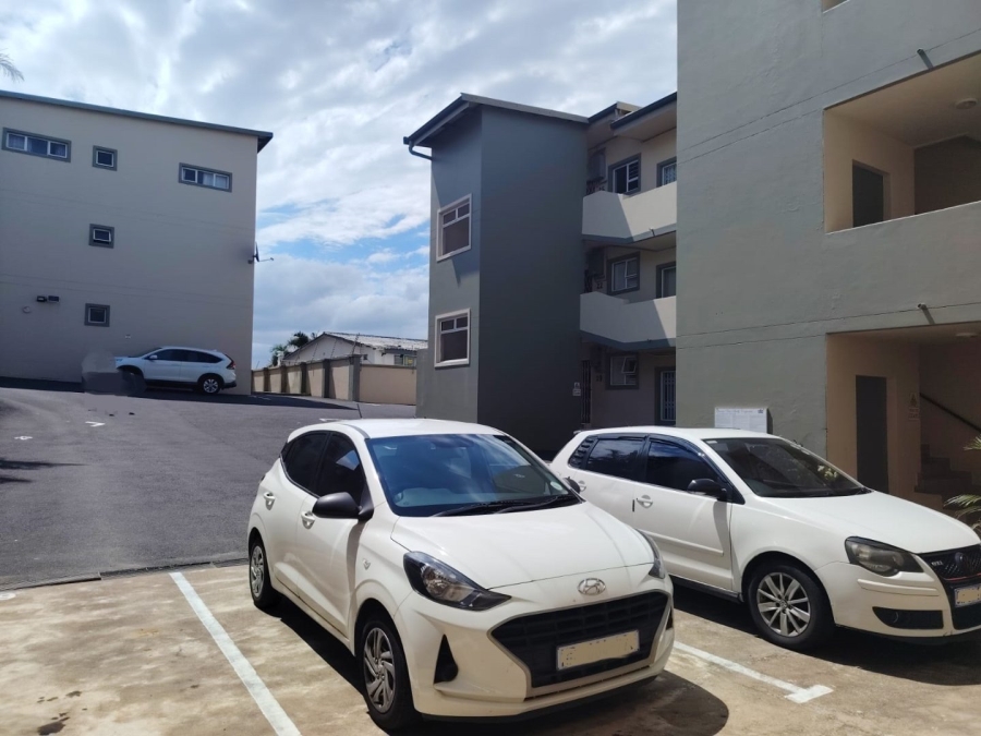 2 Bedroom Property for Sale in Uvongo KwaZulu-Natal