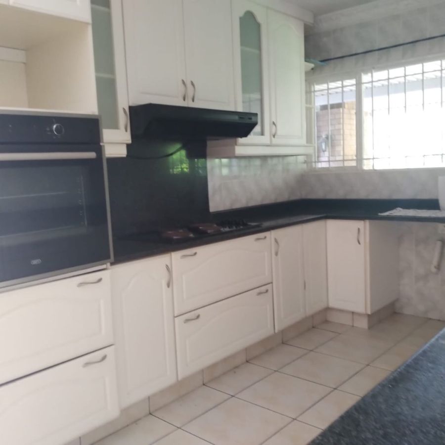 3 Bedroom Property for Sale in Chiltern Hills KwaZulu-Natal