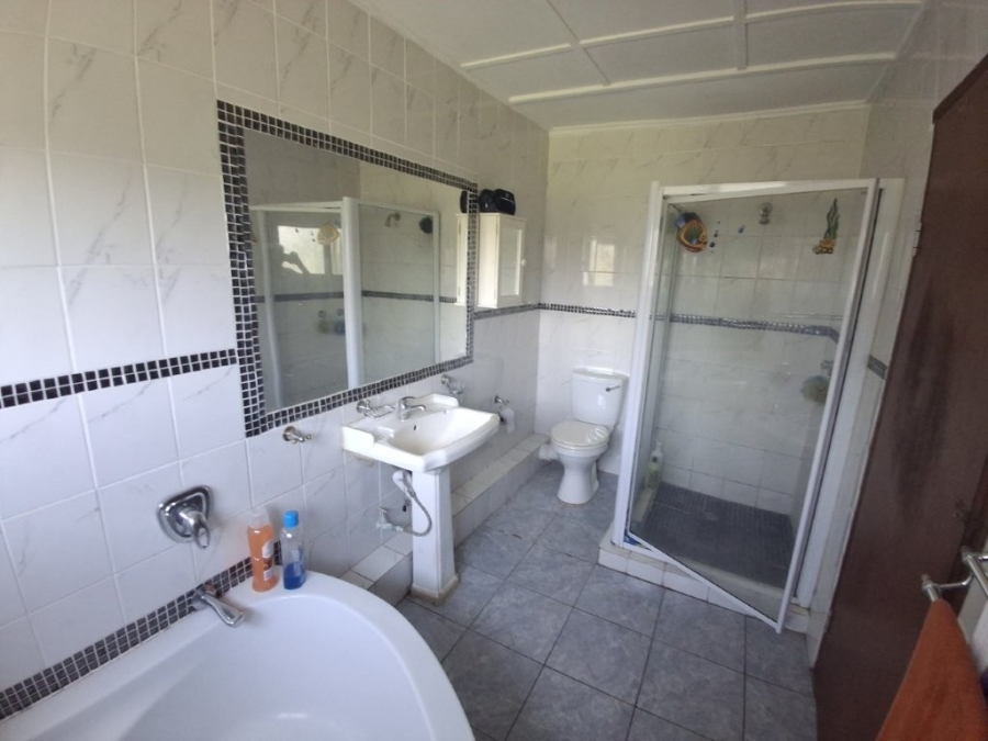 3 Bedroom Property for Sale in Margate KwaZulu-Natal