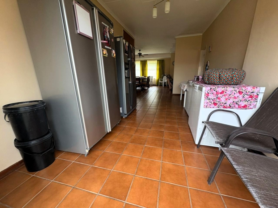3 Bedroom Property for Sale in Pioneer Park KwaZulu-Natal