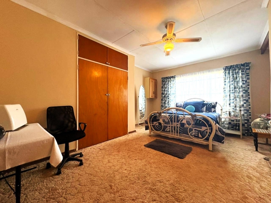 3 Bedroom Property for Sale in Pioneer Park KwaZulu-Natal