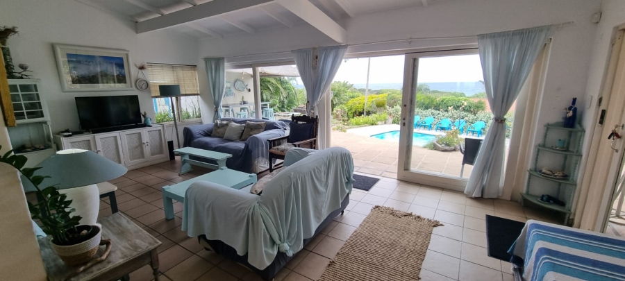 5 Bedroom Property for Sale in Southport KwaZulu-Natal