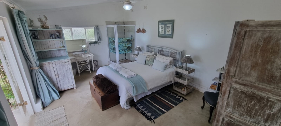 5 Bedroom Property for Sale in Southport KwaZulu-Natal