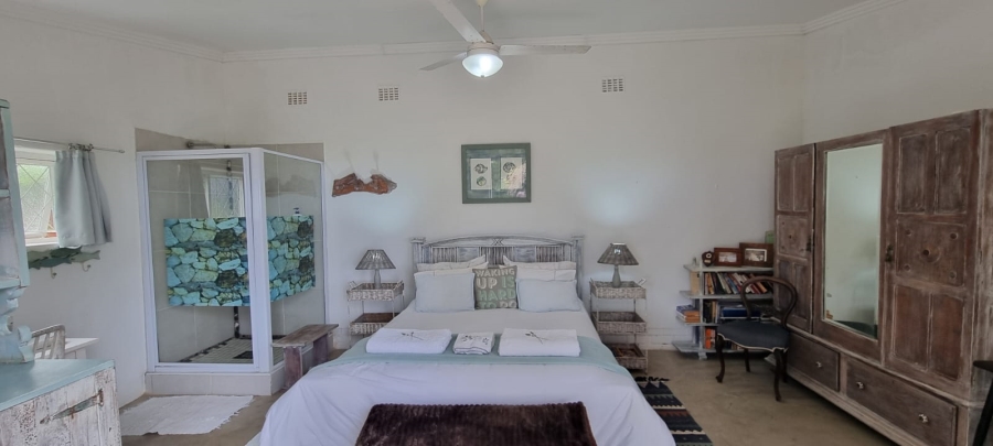 5 Bedroom Property for Sale in Southport KwaZulu-Natal