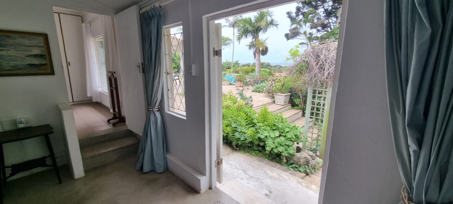 5 Bedroom Property for Sale in Southport KwaZulu-Natal