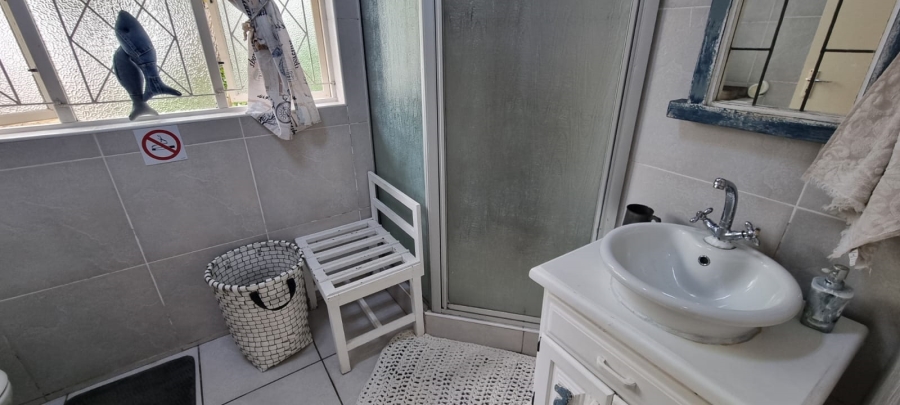 5 Bedroom Property for Sale in Southport KwaZulu-Natal