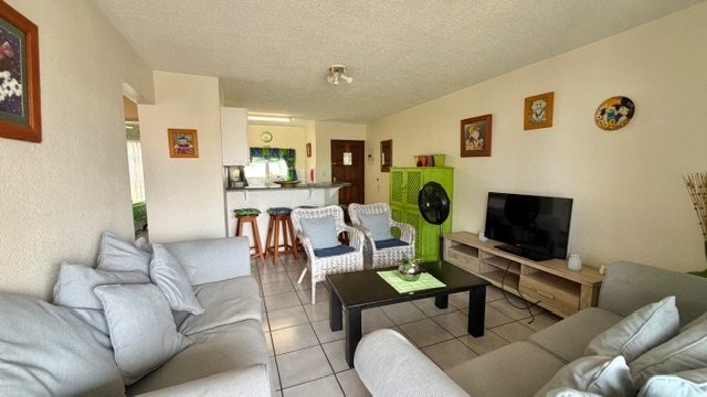 2 Bedroom Property for Sale in Uvongo KwaZulu-Natal