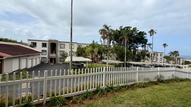 2 Bedroom Property for Sale in Uvongo KwaZulu-Natal