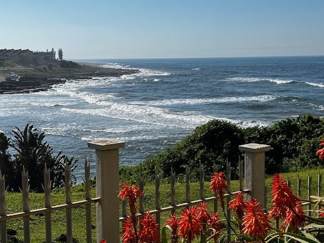 2 Bedroom Property for Sale in Uvongo KwaZulu-Natal