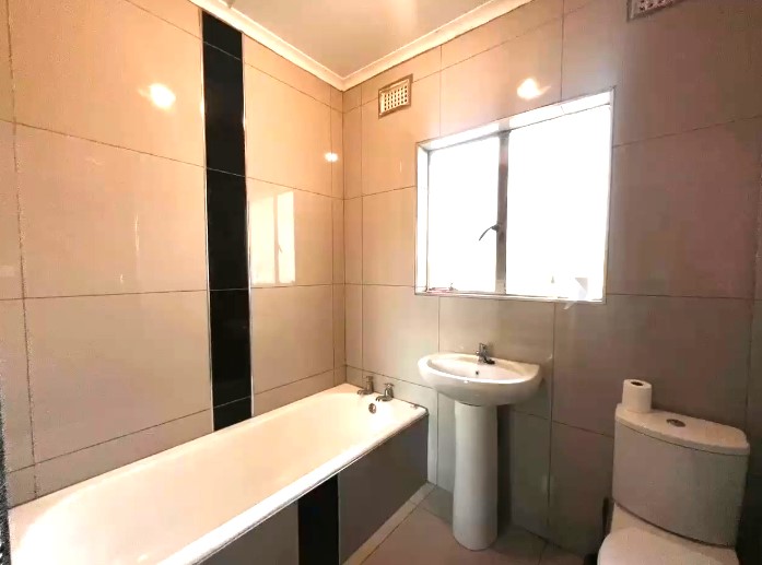 To Let 5 Bedroom Property for Rent in Bisley Heights KwaZulu-Natal