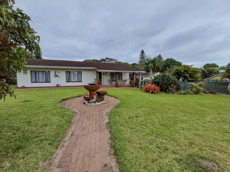 4 Bedroom Property for Sale in Oslo Beach KwaZulu-Natal