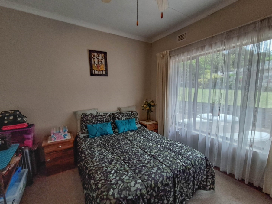 4 Bedroom Property for Sale in Oslo Beach KwaZulu-Natal