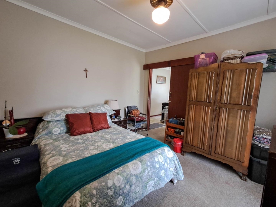 4 Bedroom Property for Sale in Oslo Beach KwaZulu-Natal