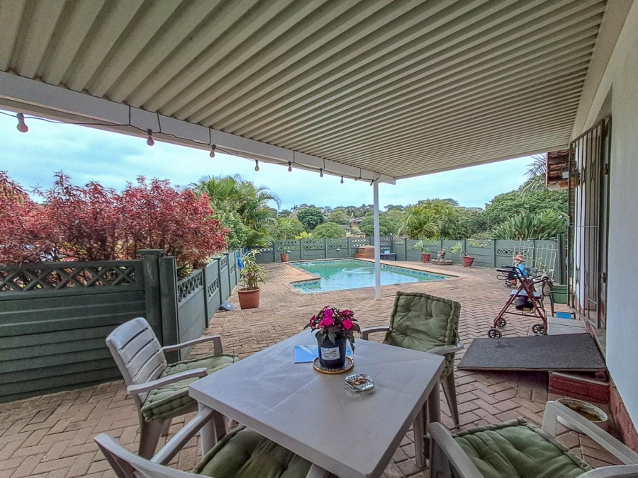 4 Bedroom Property for Sale in Oslo Beach KwaZulu-Natal