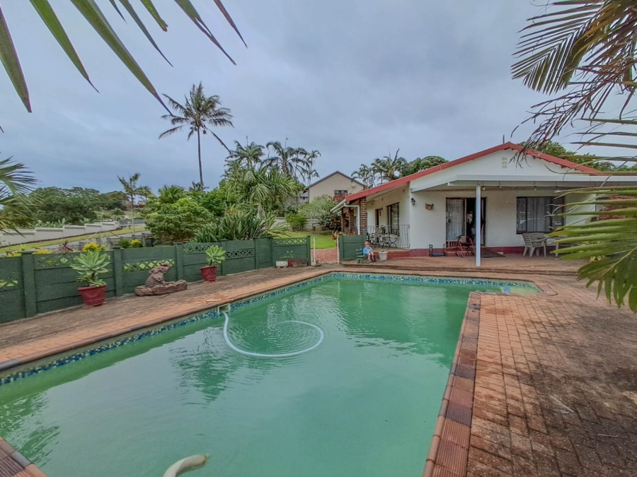 4 Bedroom Property for Sale in Oslo Beach KwaZulu-Natal