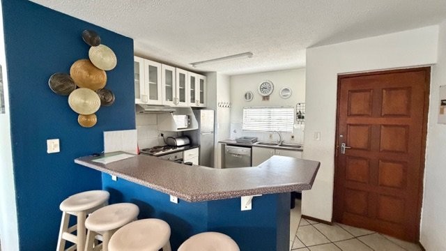 2 Bedroom Property for Sale in Uvongo KwaZulu-Natal