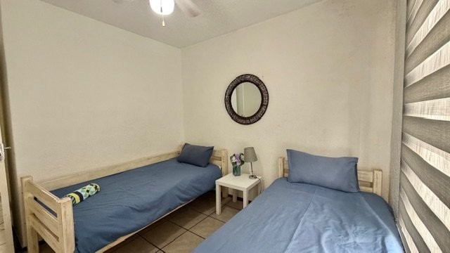 2 Bedroom Property for Sale in Uvongo KwaZulu-Natal