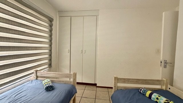 2 Bedroom Property for Sale in Uvongo KwaZulu-Natal