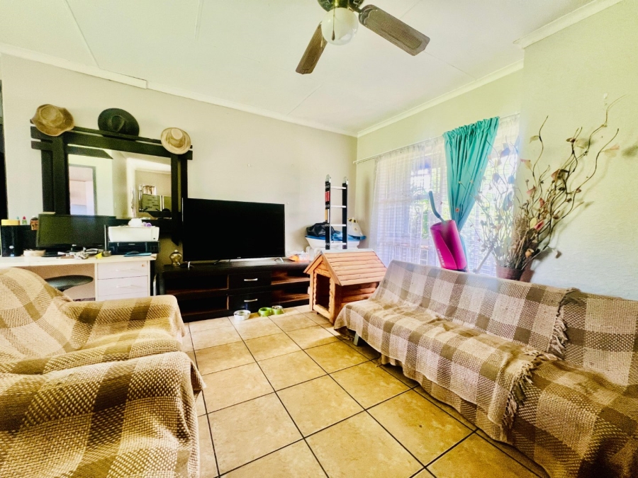 3 Bedroom Property for Sale in Amajuba Park KwaZulu-Natal