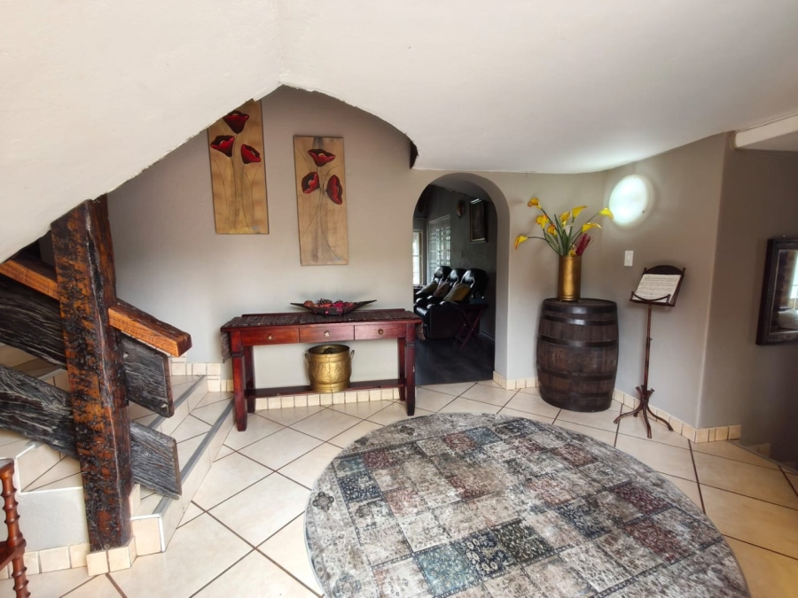 4 Bedroom Property for Sale in Signal Hill KwaZulu-Natal