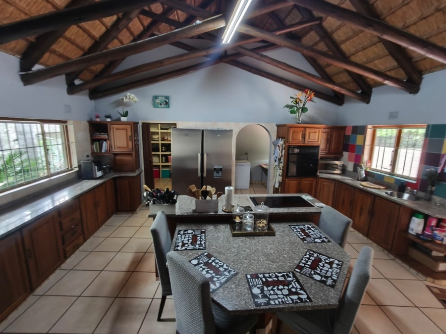 4 Bedroom Property for Sale in Signal Hill KwaZulu-Natal