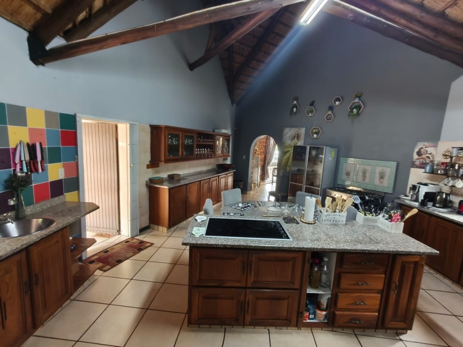 4 Bedroom Property for Sale in Signal Hill KwaZulu-Natal