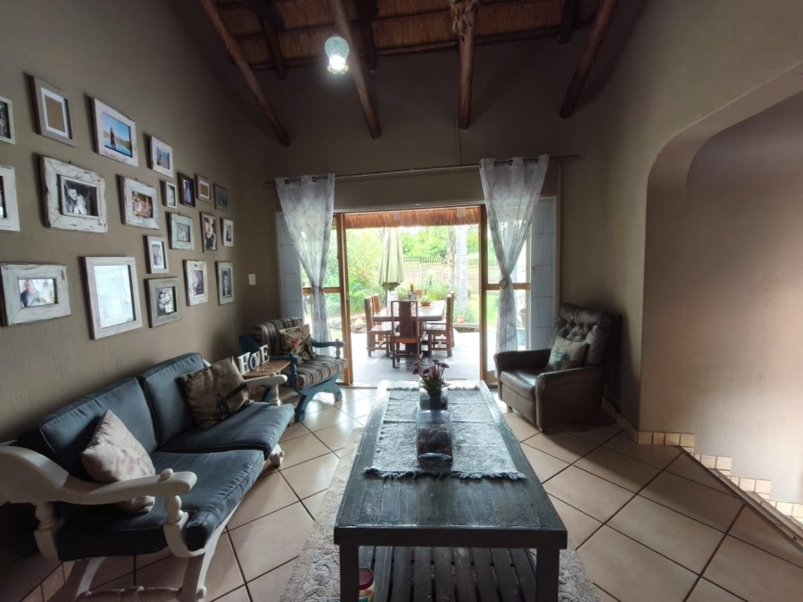 4 Bedroom Property for Sale in Signal Hill KwaZulu-Natal