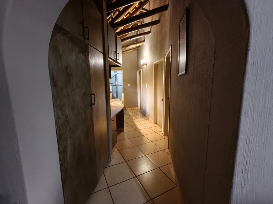 4 Bedroom Property for Sale in Signal Hill KwaZulu-Natal