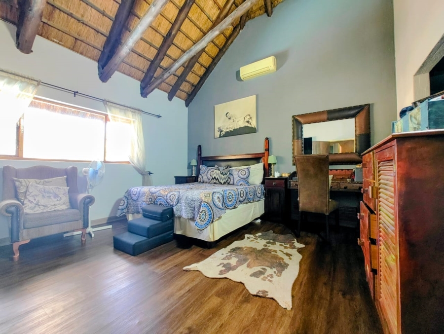 4 Bedroom Property for Sale in Signal Hill KwaZulu-Natal