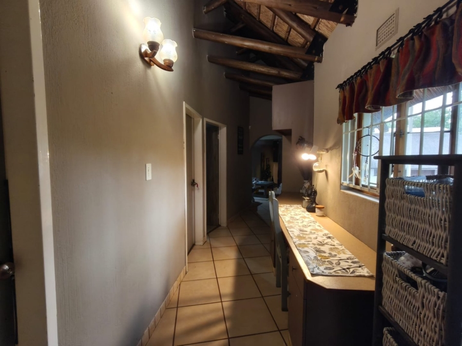 4 Bedroom Property for Sale in Signal Hill KwaZulu-Natal