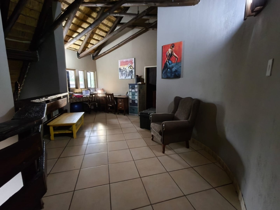 4 Bedroom Property for Sale in Signal Hill KwaZulu-Natal