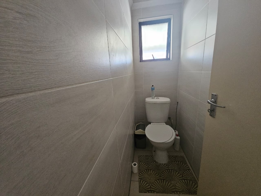 3 Bedroom Property for Sale in Fernwood KwaZulu-Natal