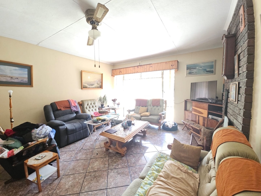 3 Bedroom Property for Sale in Huttenheights KwaZulu-Natal
