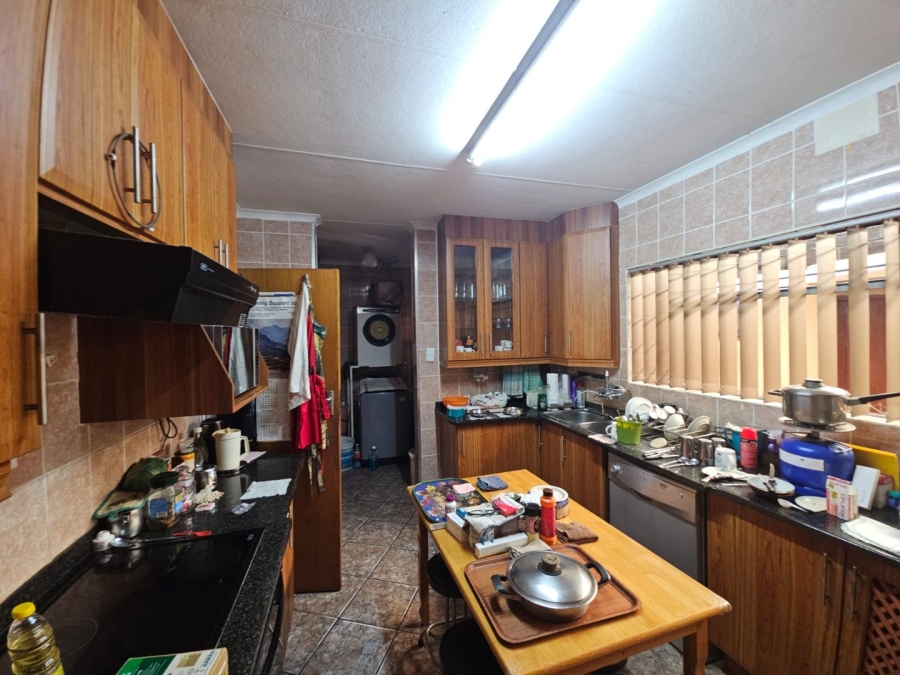 3 Bedroom Property for Sale in Huttenheights KwaZulu-Natal