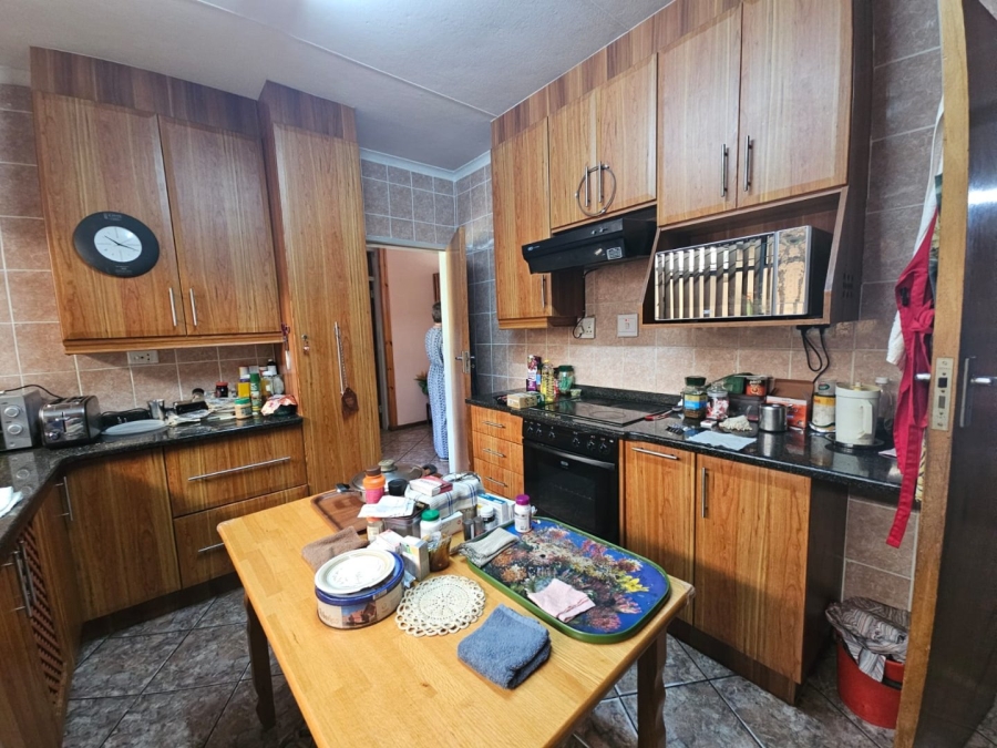 3 Bedroom Property for Sale in Huttenheights KwaZulu-Natal